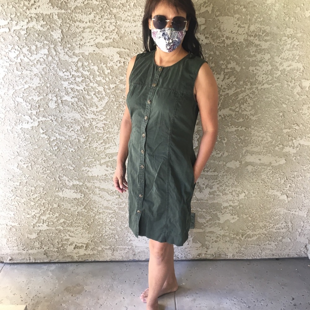 Dress - Picture 2 of 7